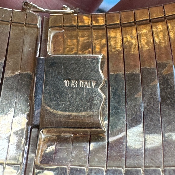 10KT Yellow Gold Italy Textured Wide Band Solid Gold Beacelet 6” - Picture 6 of 7